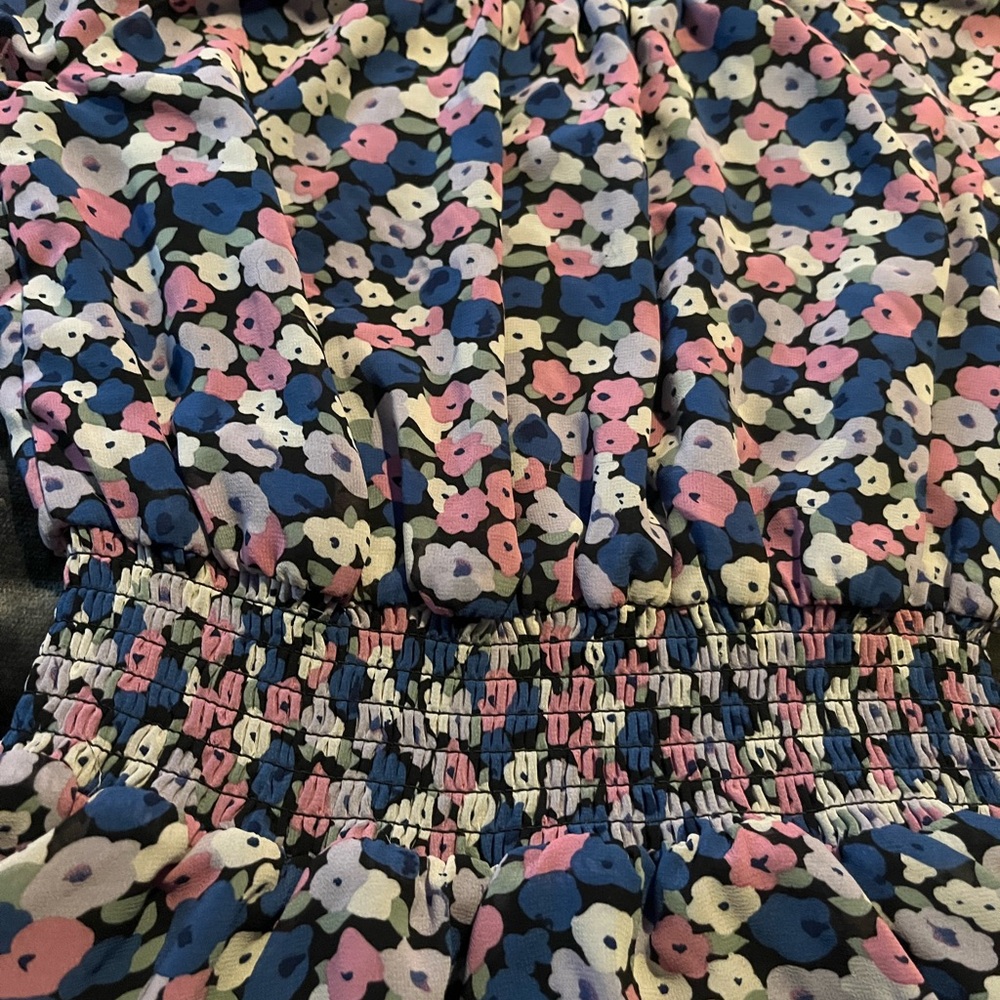 Dress - Picture 3 of 3